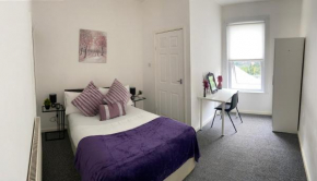 Modern 3-Bed 4 Bath House in Coventry City Centre
